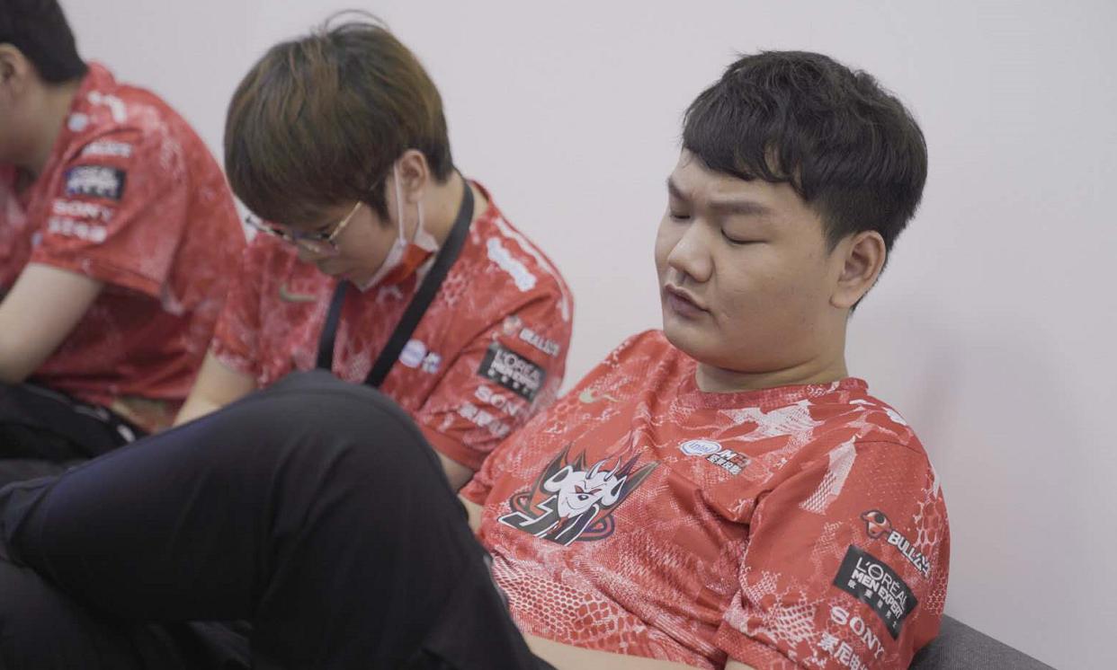 jdg鎴樿儨t1绾㈢背,jdg绾㈢背璧涘墠閲囪涓簍1澶嶄粐