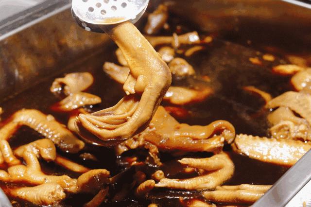 广西南宁富兴街富民夜市,南宁中山路夜市和富兴夜市哪个好