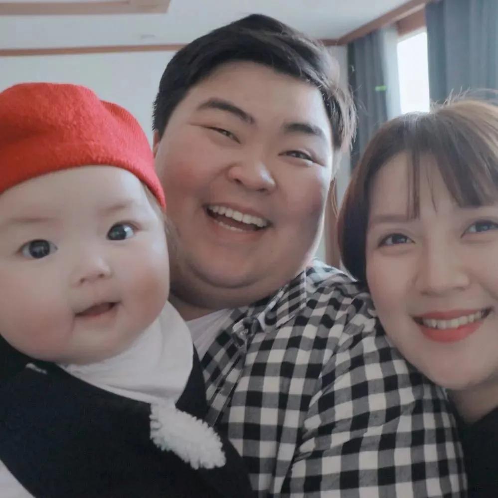 小女孩伤心委屈可爱的表情包,女孩子必备可爱表情包