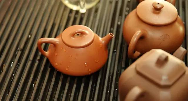 何道洪紫砂壶真伪辨别,虚扁紫砂壶怎么看真伪