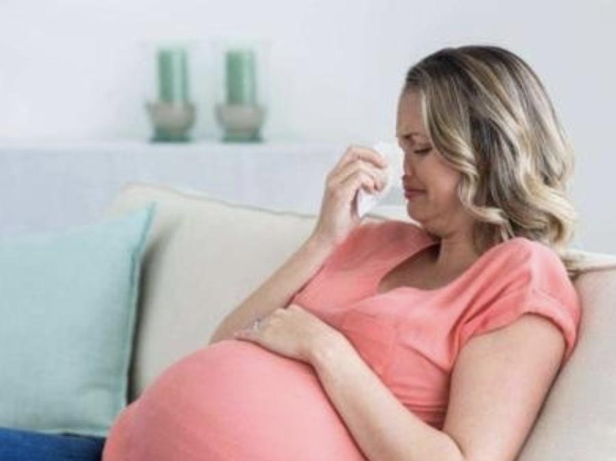 孕妈多少个月肚子才显大,孕妈的肚子又大又圆