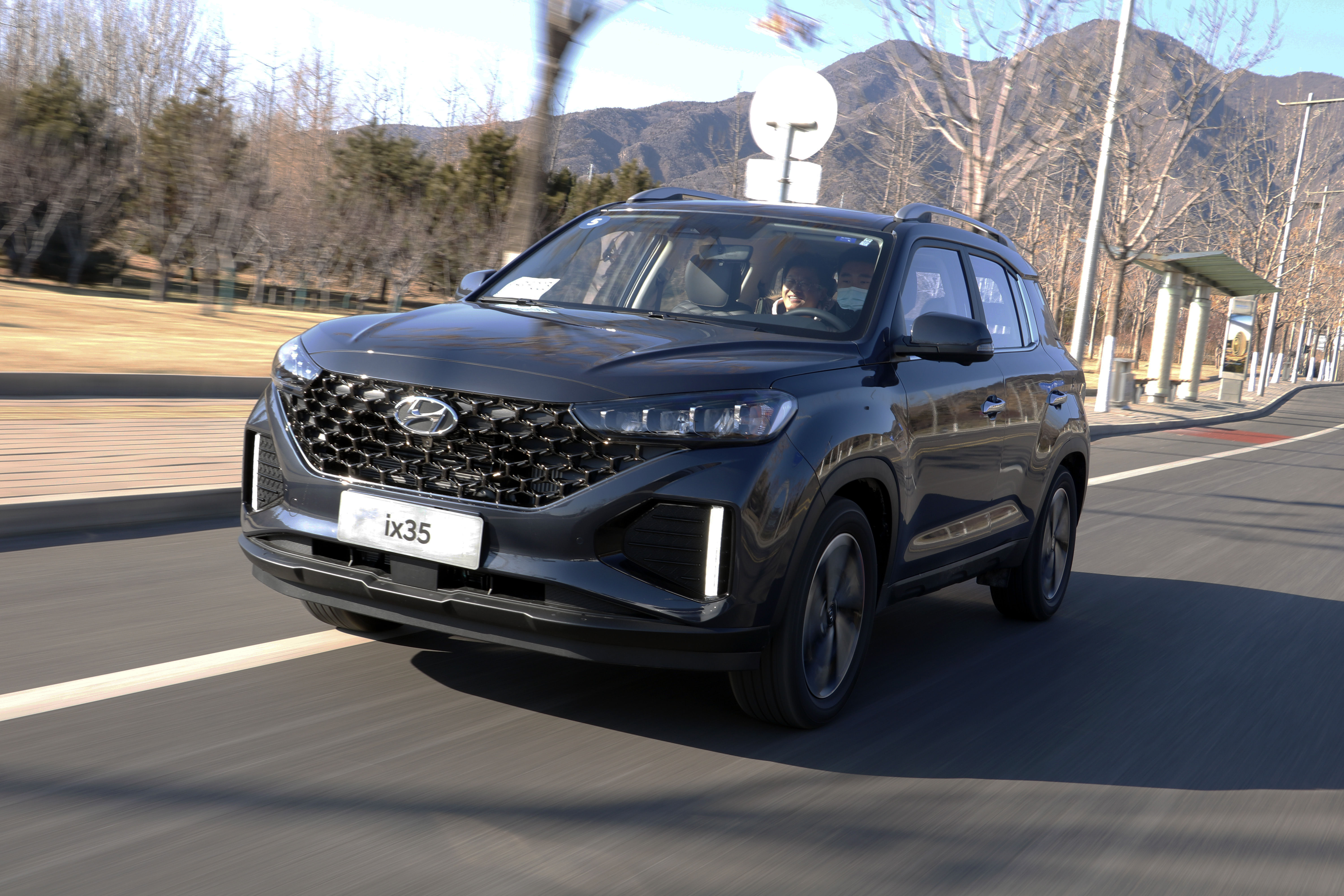 试驾新款北京现代ix35视频,颜值提升前后对比