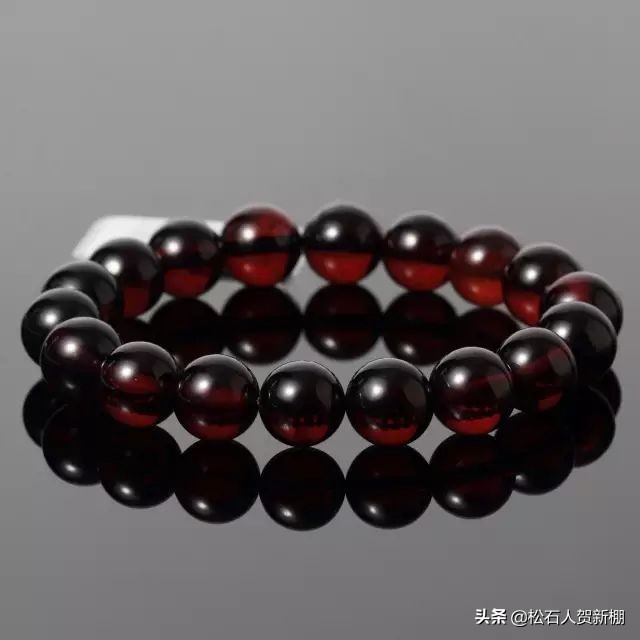 蜜蜡的品种有哪些呢,蜜蜡的种类与特征