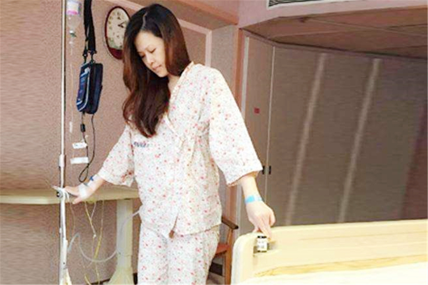 剖腹产刀口用美容线还是拆线好,剖腹产拆线和用美容线有区别吗