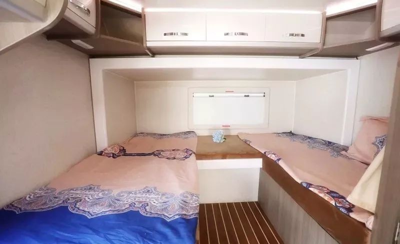 澶у瀷鏅鸿兘鍌ㄥ瓨浠撳簱,椋炵鎴胯溅ad02