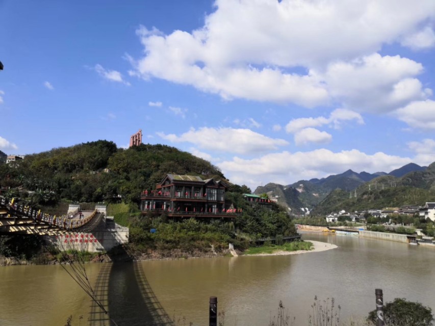 喝酱香型白酒的四大好处,喝酱香型白酒竟然还有这些好处