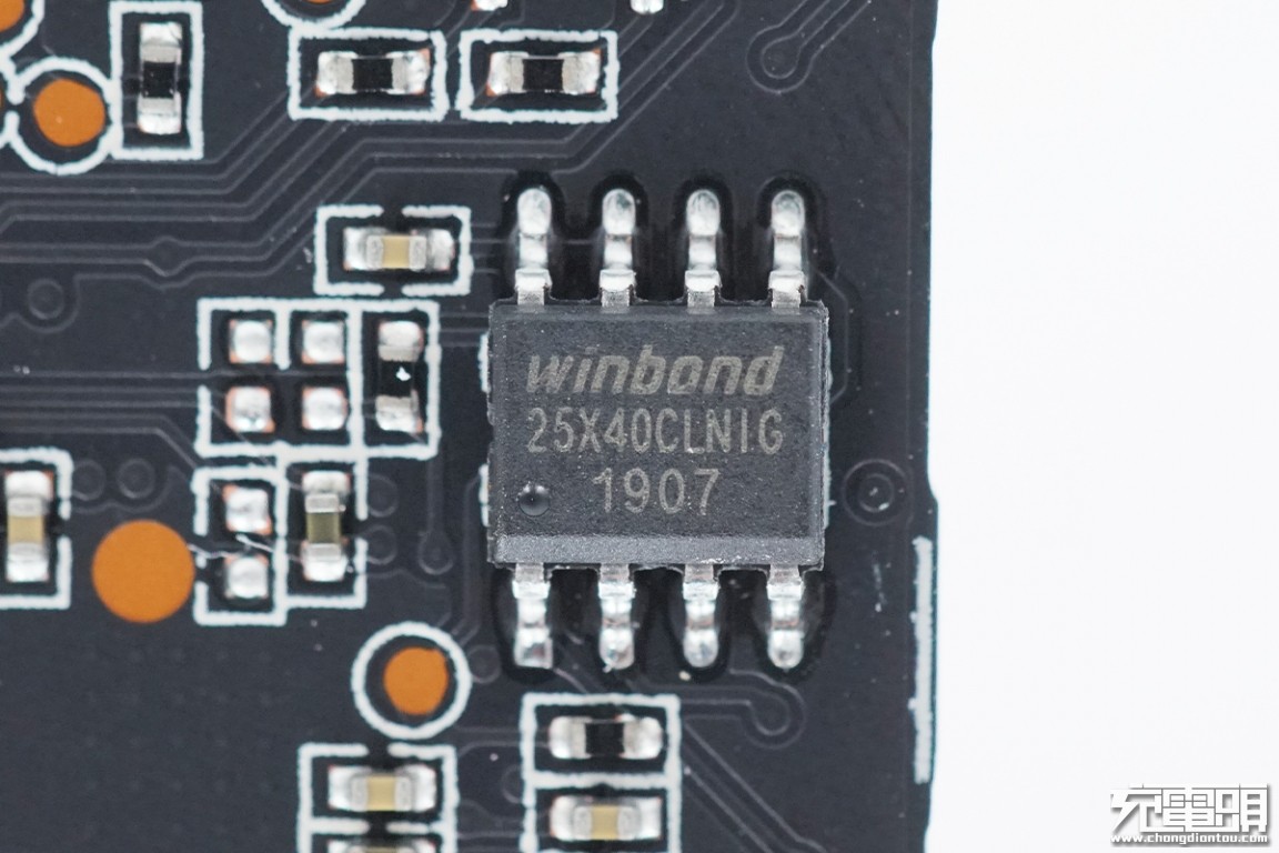 三星移动电源充不进去电,拆解三星无线充电板