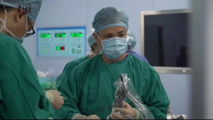 脑子积水手术,脑子漏水的最佳治疗方法