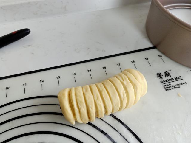 简单面包教程不用烤箱不加牛奶,超简单面包不需要牛奶