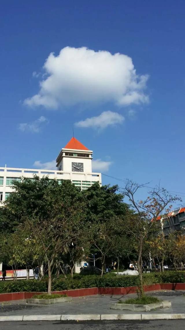 四川省江油市二郎庙明镜中学,江油诗仙李白故里