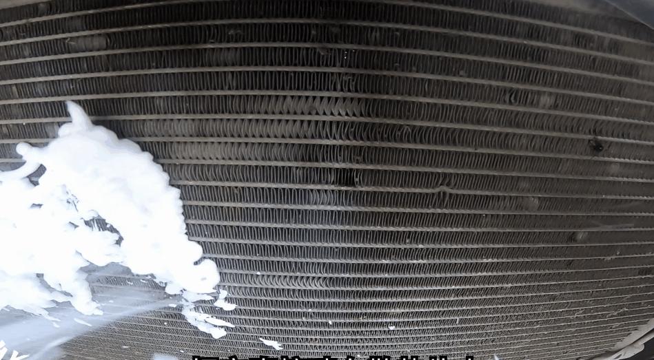 车在水里开了以后吱吱响,车在水里熄火了以后有啥影响