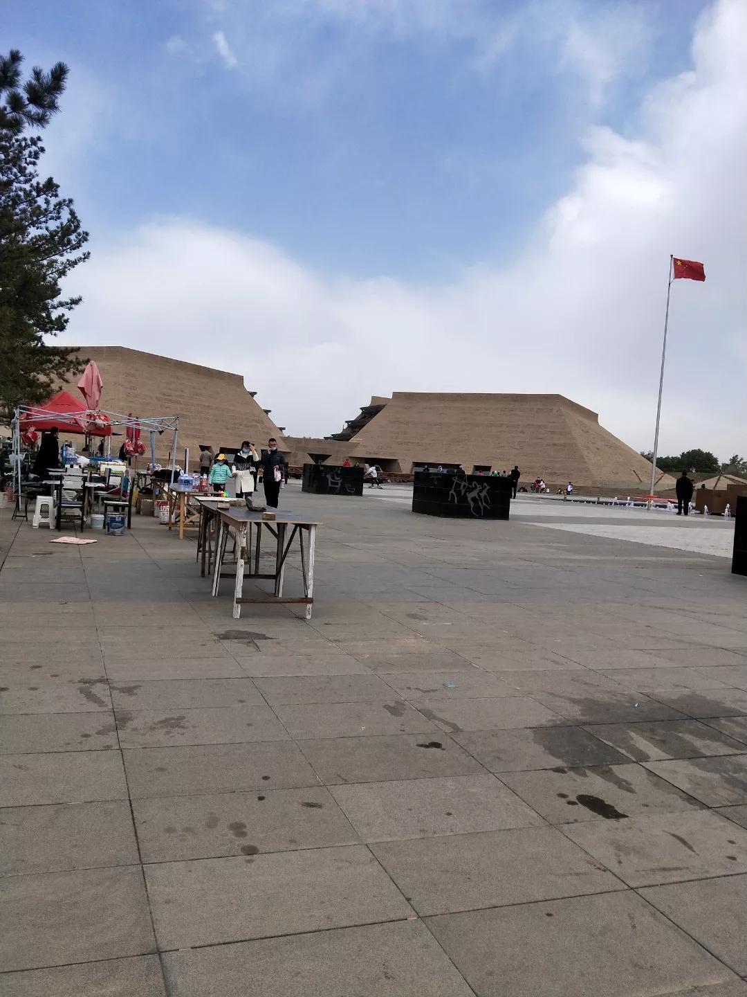 昭君墓在哪里,昭君墓在哪个地方