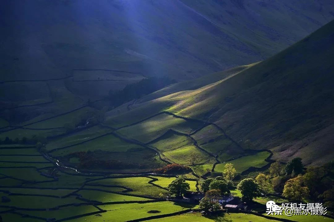 超广角和长焦镜头哪个更实用,广角镜头和长焦镜头优缺点