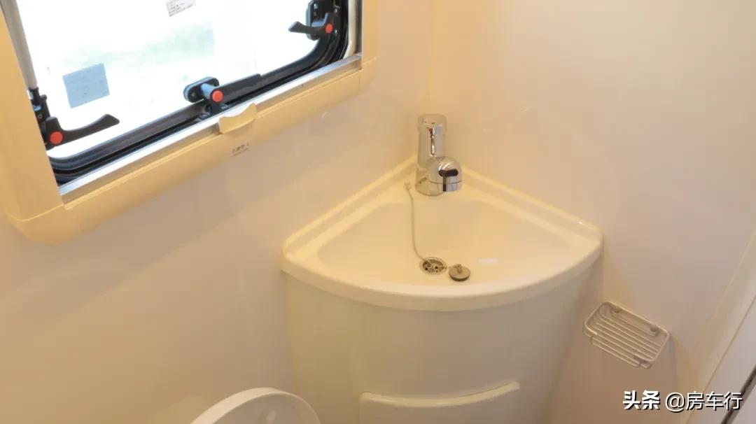 热门房车车型大全,房车十万左右高颜值的车