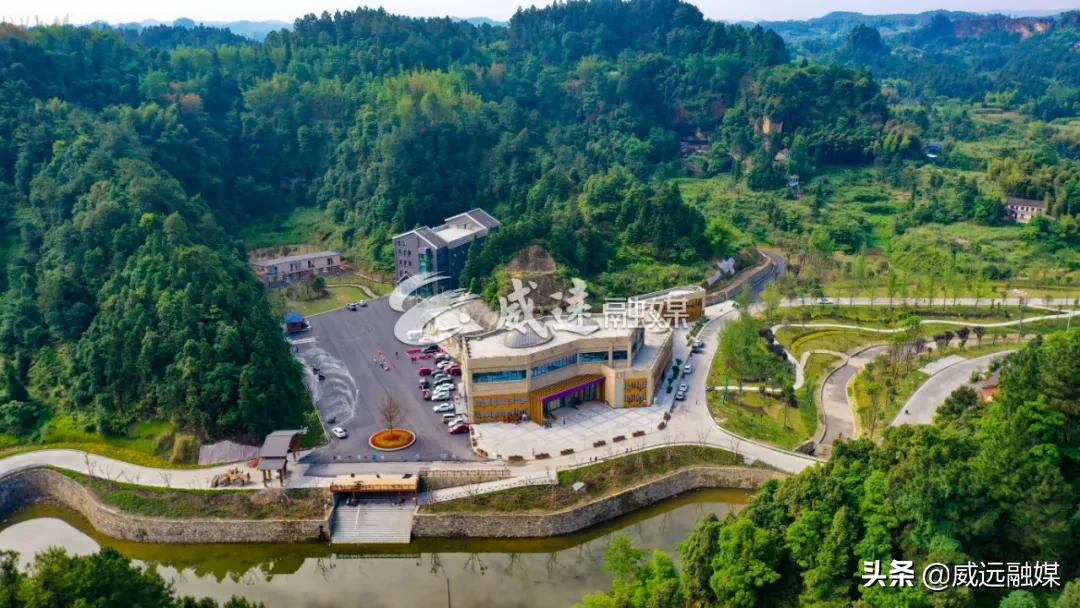 威远到石板河旅游,威远至宜宾往返长途客车时刻表