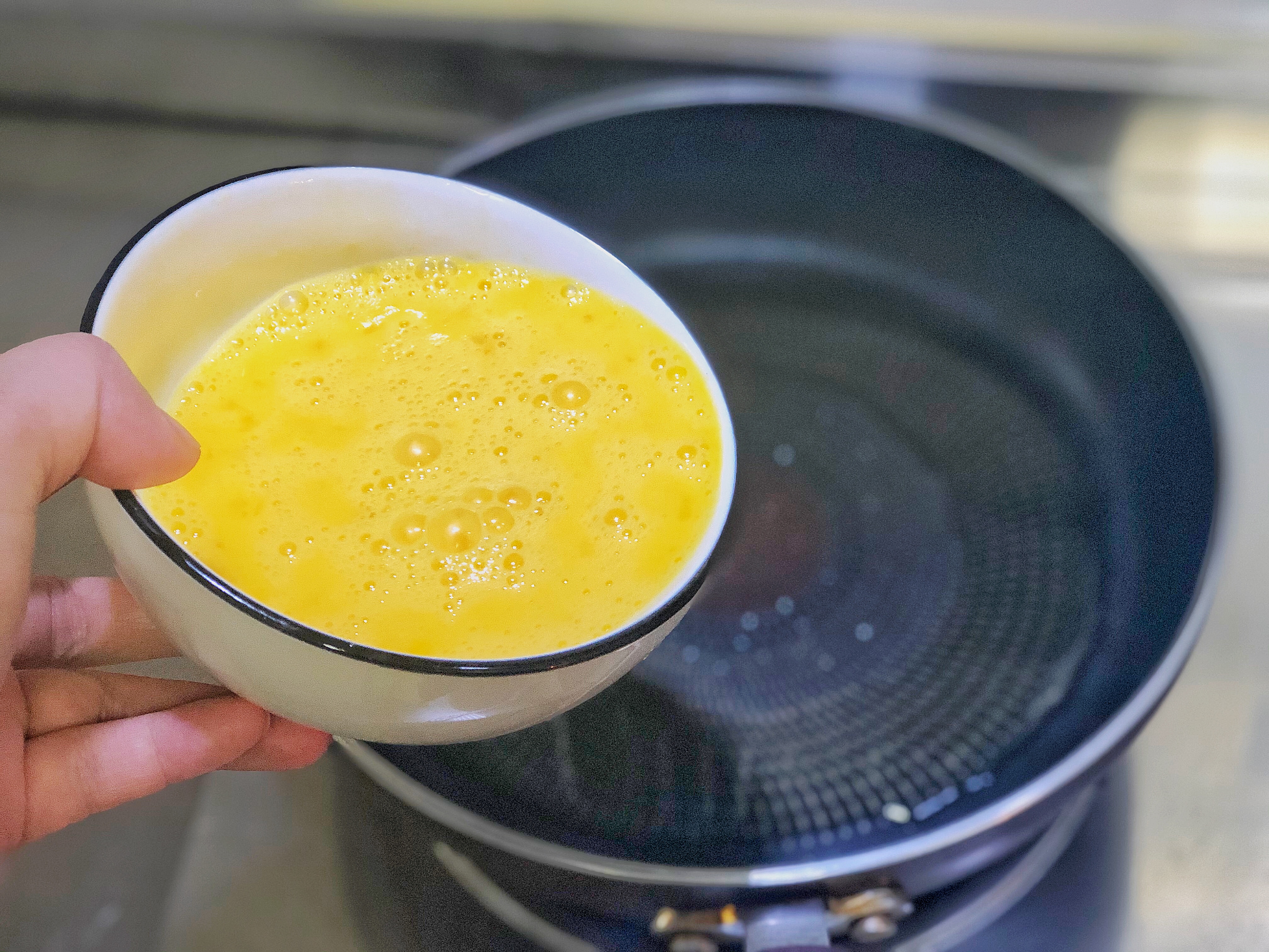 自己在家做拉面一次就能成功，和西红柿鸡蛋卤是绝配，爽滑弹牙