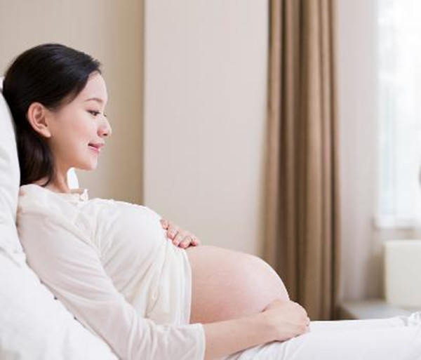 怀孕胎教读什么书最好,怀孕四个月胎教故事好还是音乐好