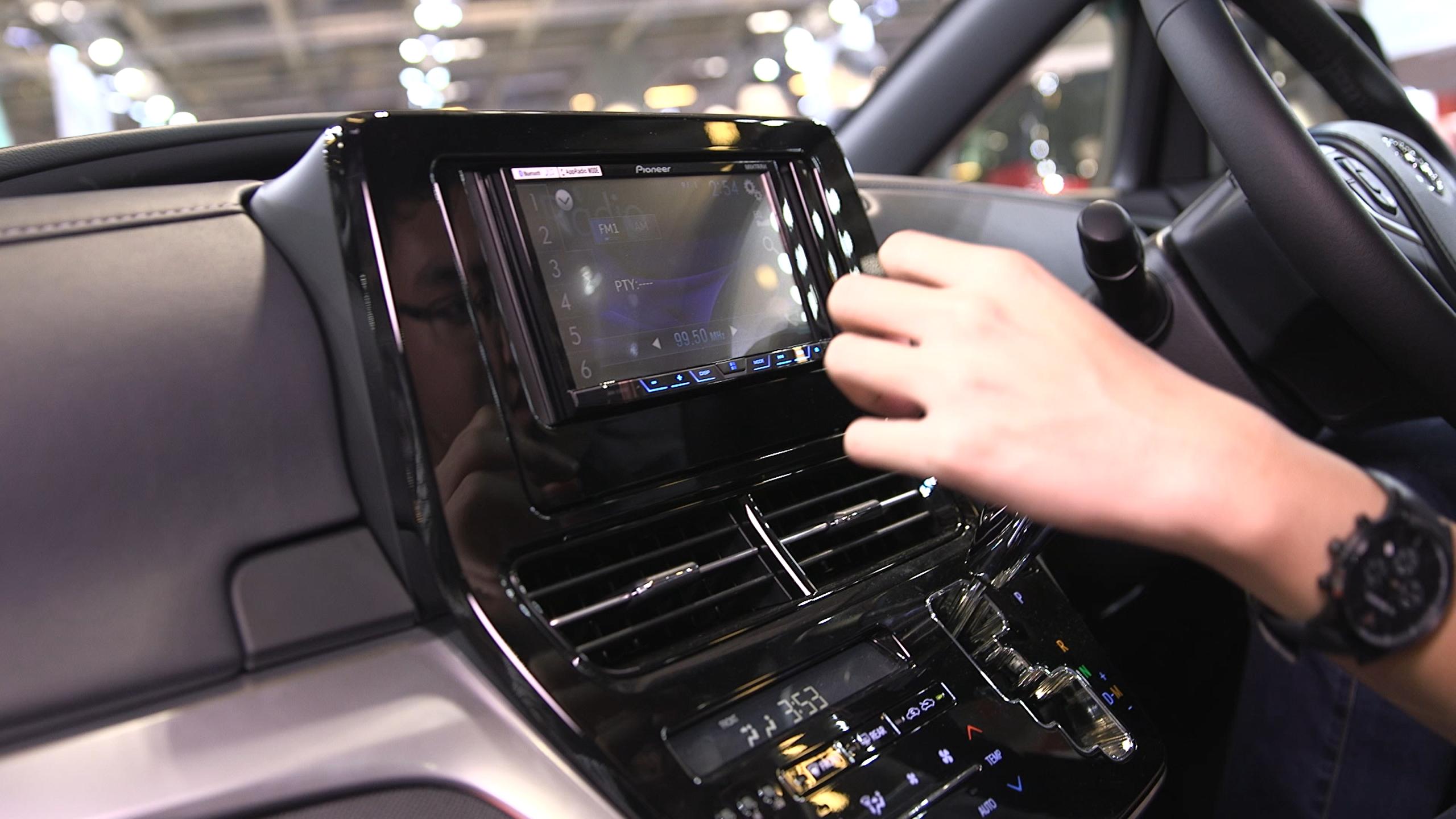 丰田普瑞维亚2024款日本本土版,老丰田大霸王普瑞维亚