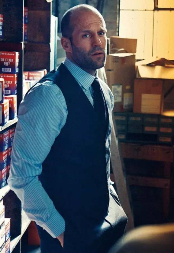 西装暴徒气场十足,电影里的西装痞帅高级感