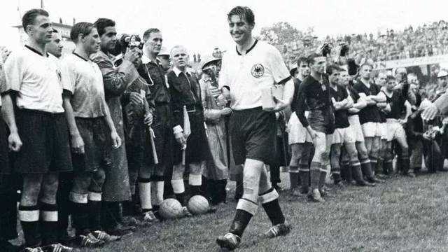 世界杯射手榜穆勒,世界杯历史射手榜第一名