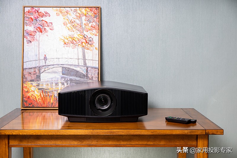 「评测」15万元4K家用激光投影机怎样?看索尼VPL-VW798