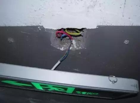 新手电工怎样学习水电,30年老电工接线这波操作才叫专业