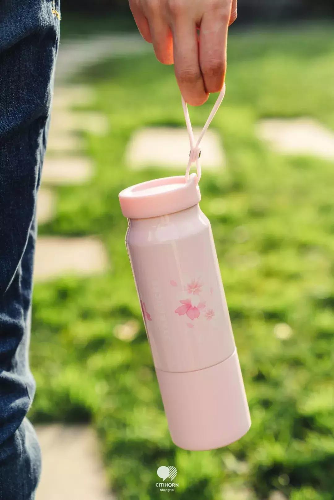 星巴克最新樱花杯,星巴克2019樱花季杯子