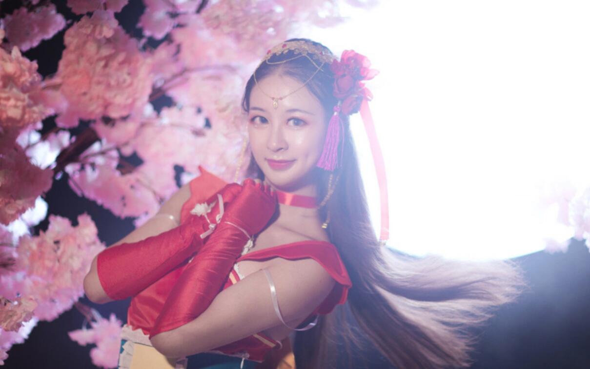 三国杀小乔灵动COS，一个让人不愿意攻击的角色，你要不要试试