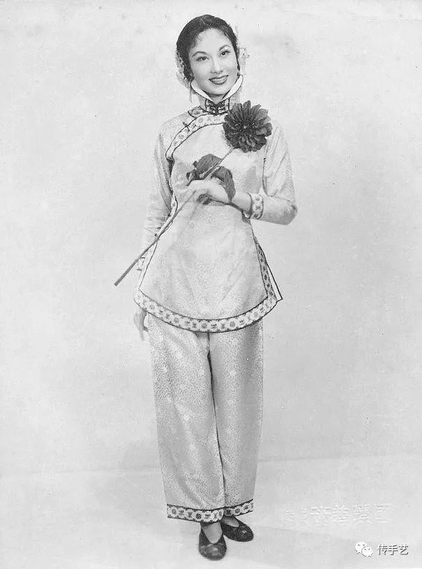 听过“塑身衣”,听过“塑脸领”吗?民国显瘦第一神器