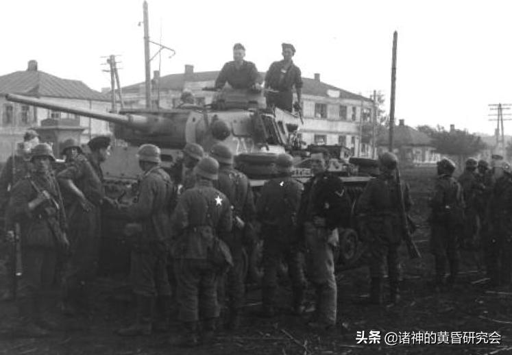 七月飞火-100张珍贵图片中的1942年沃罗涅日血战今与昔（上）