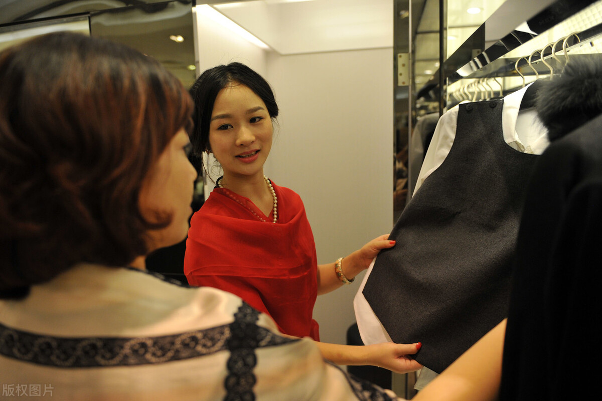 我，46岁，6年开7家店月入20万，贪图享受店作没了还成大龄剩女