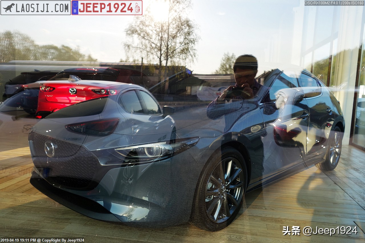 欧洲4S店实拍系列之Mazda,1---马3，我眼里最帅的两厢车