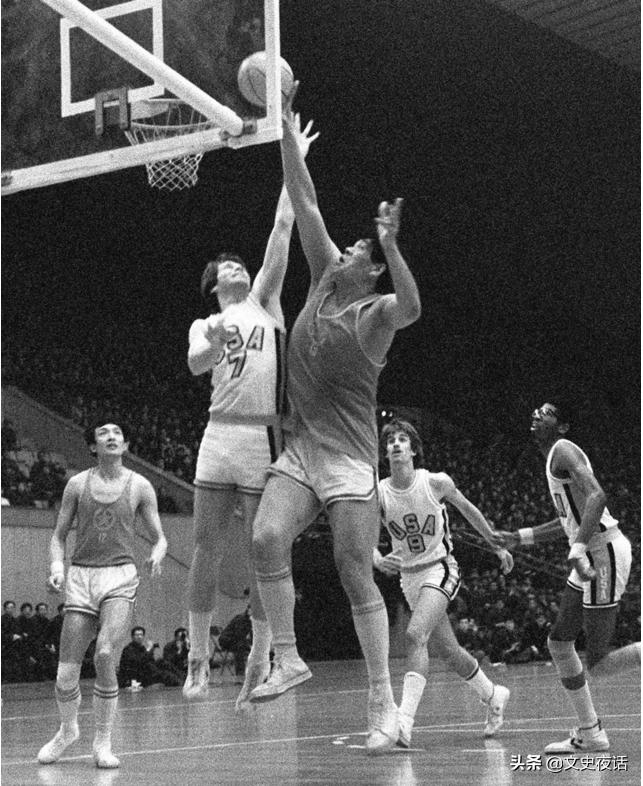 这双鞋伴随了多少人的童年,这双球鞋陪我见证了整个青春