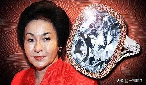 范冰冰佩戴千万宝石项链,马来西亚范冰冰服装