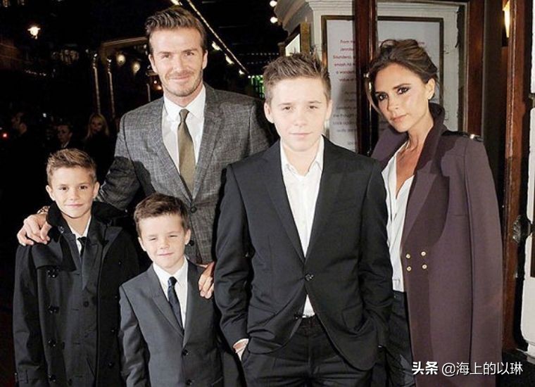 当梅根不再大红大紫,梅根穿搭西装配绿裙子