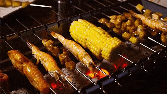 20年烧烤师傅藏着不少绝活,做30年烧烤经验告诉你