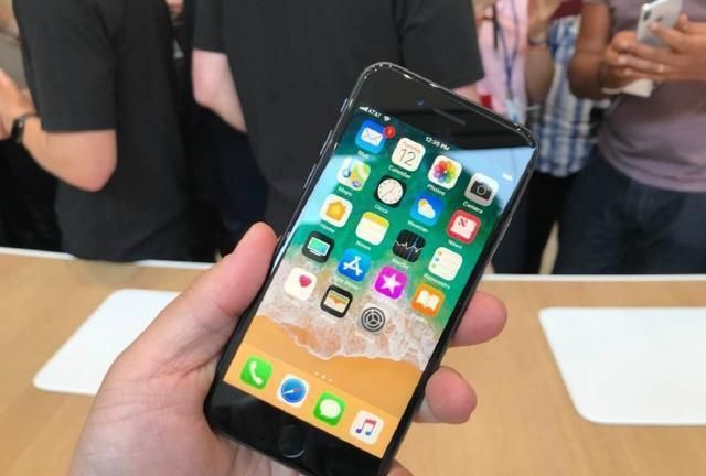 iphonese和iphonexr对比,苹果新se与苹果xr