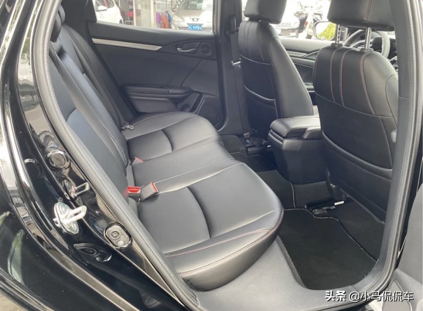 入手两厢思域，上得厅堂下得厨房的好车，我这价格算便宜吗？