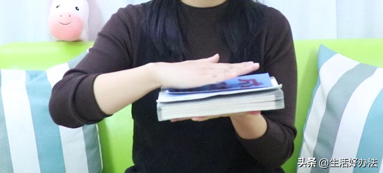 洗衣服时连人民币一起洗了怎么办？教你个方法，钞票轻松恢复平整