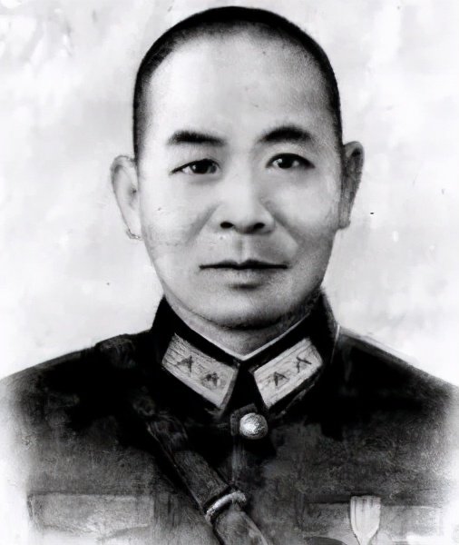 《潜伏》原型，45年后终回大陆