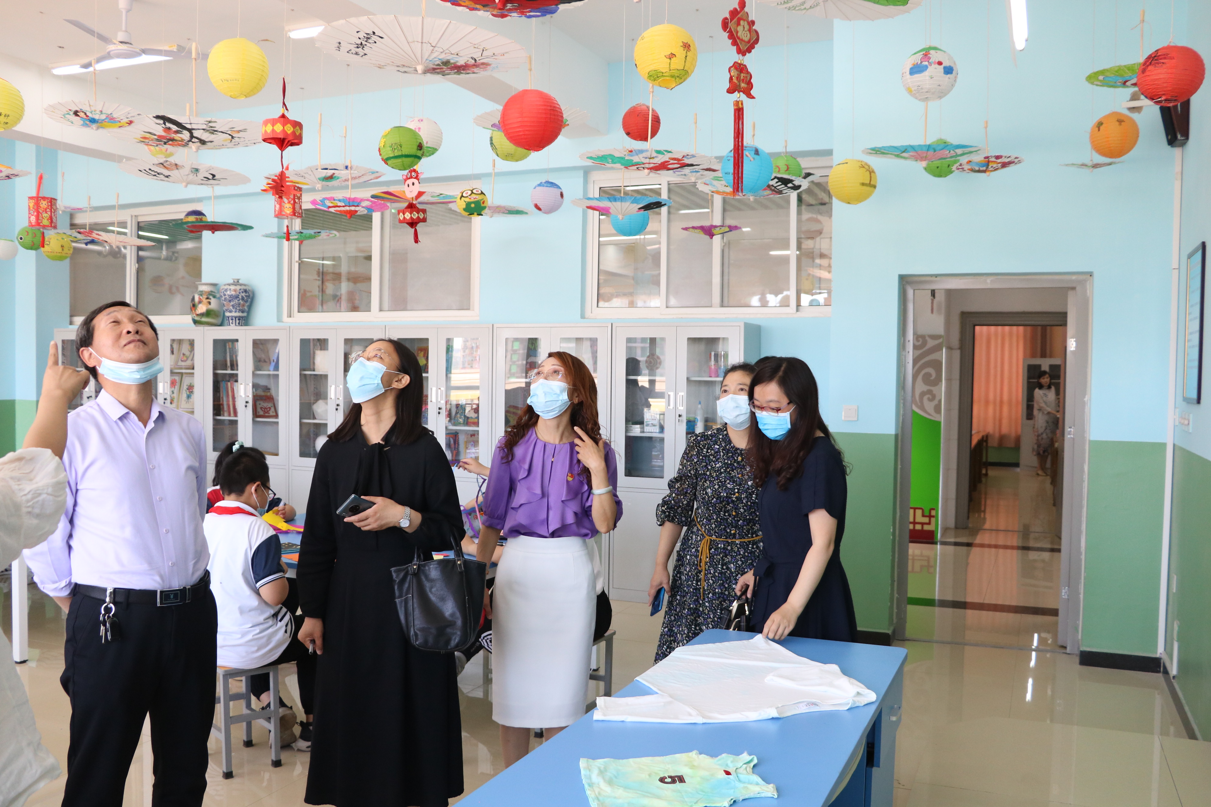 书香浸润童年主题活动之遇见美好,书香浸润童心献礼建党百年展板