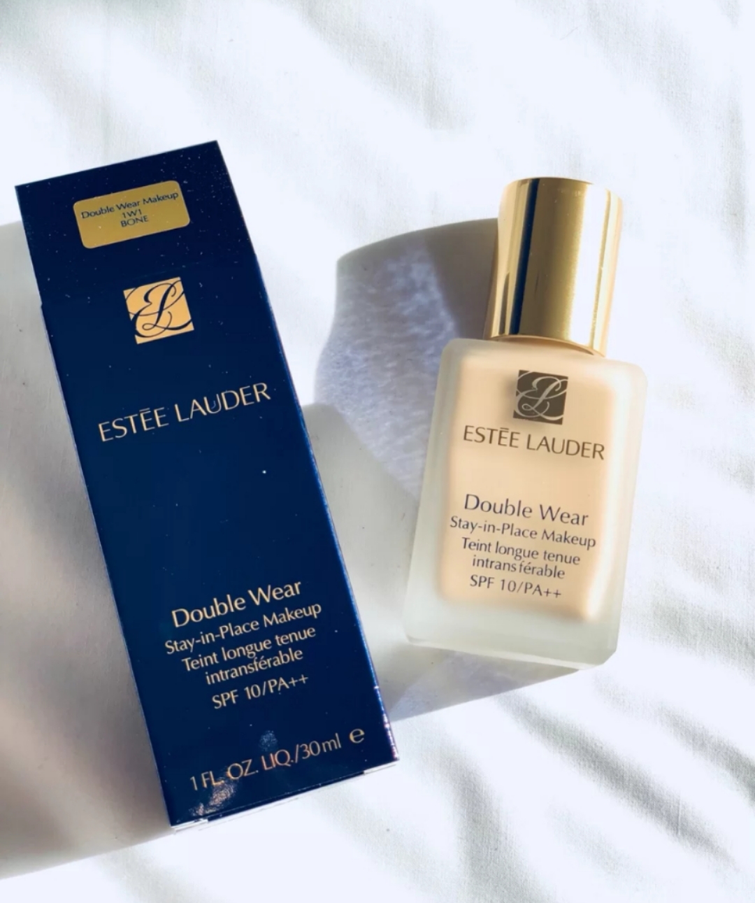 什么粉底液好用控油不脱妆不卡粉,控油粉底液和干皮粉底液