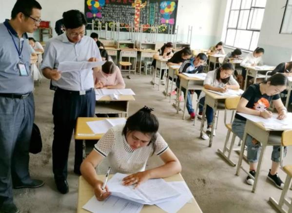 高考成绩不理想怎么办？上专科还是复读愁坏考生，过来人给出答案