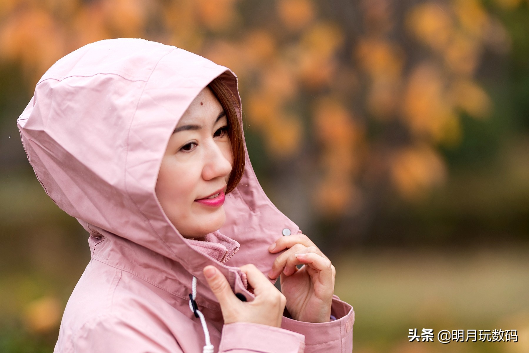 什么冲锋衣时尚好看,冲锋衣高级感秋冬时尚