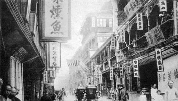 泪崩！1年1张，百年上海，老底子上海人都看哭了！