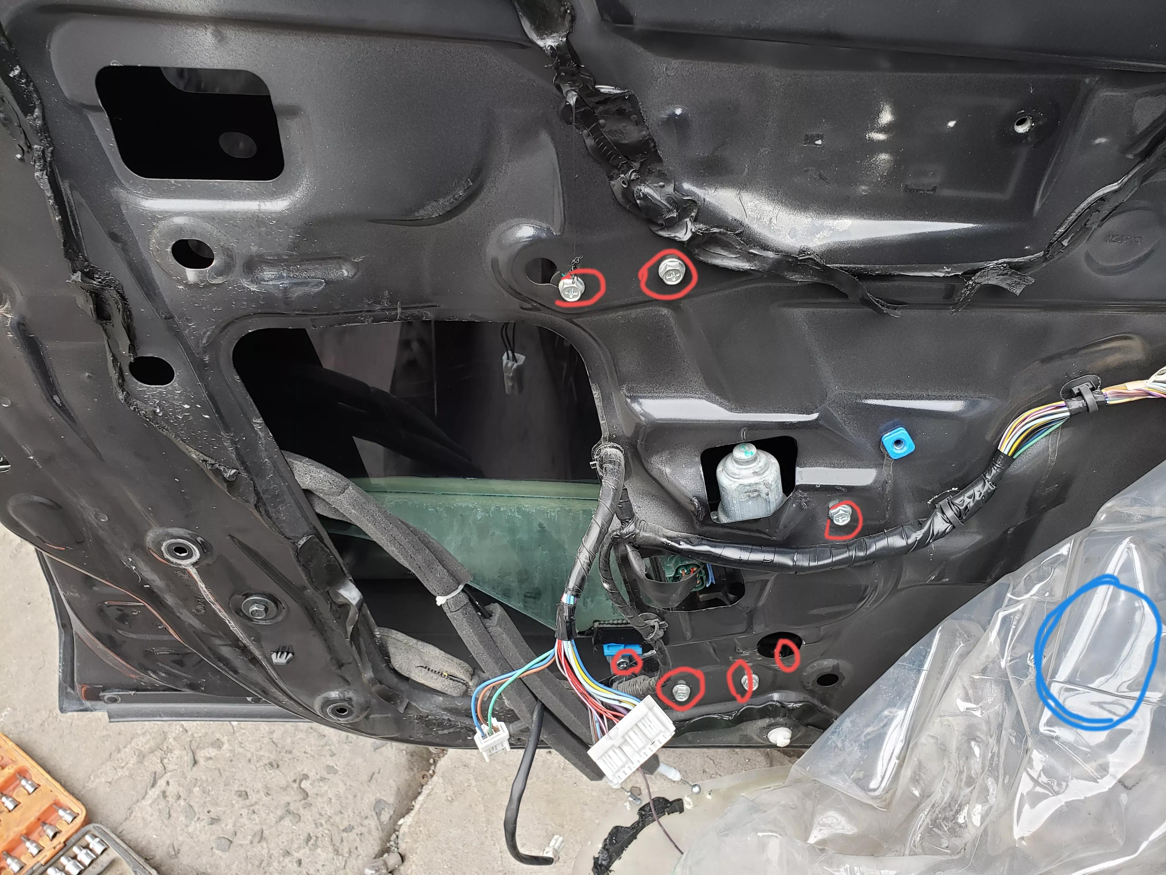 天籁车门玻璃升降器怎么拆卸,尼桑天籁玻璃升降器开关