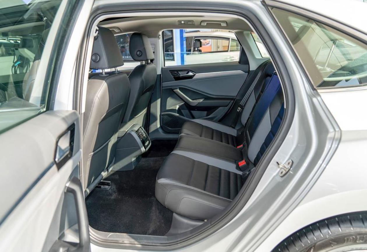 1.4t大众速腾舒适版最新落地价格,1.4t速腾顶配落地