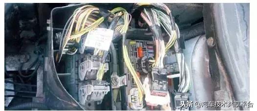 雪铁龙世嘉中控维修,雪铁龙世嘉怎么看冷却液液位