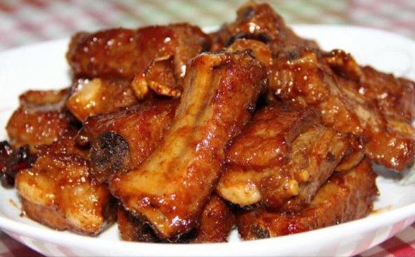 萝卜红烧排骨排骨软烂不柴的秘方,红烧排骨这样做味道鲜美软烂脱骨