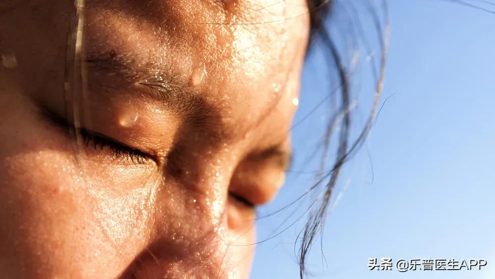 缺水可能让你患上5种病,缺水的症状和治疗方法